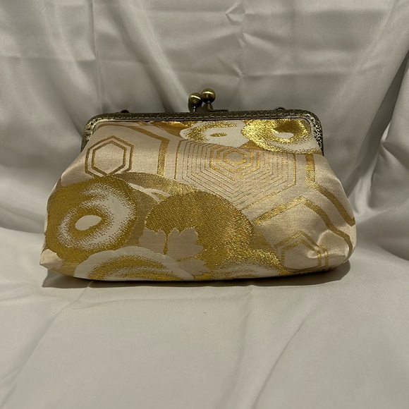 Gold Evening bag made from recycled kimono - Picture 1 of 6